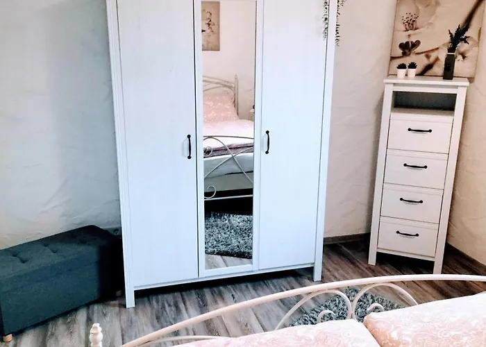 Schneider דירה *